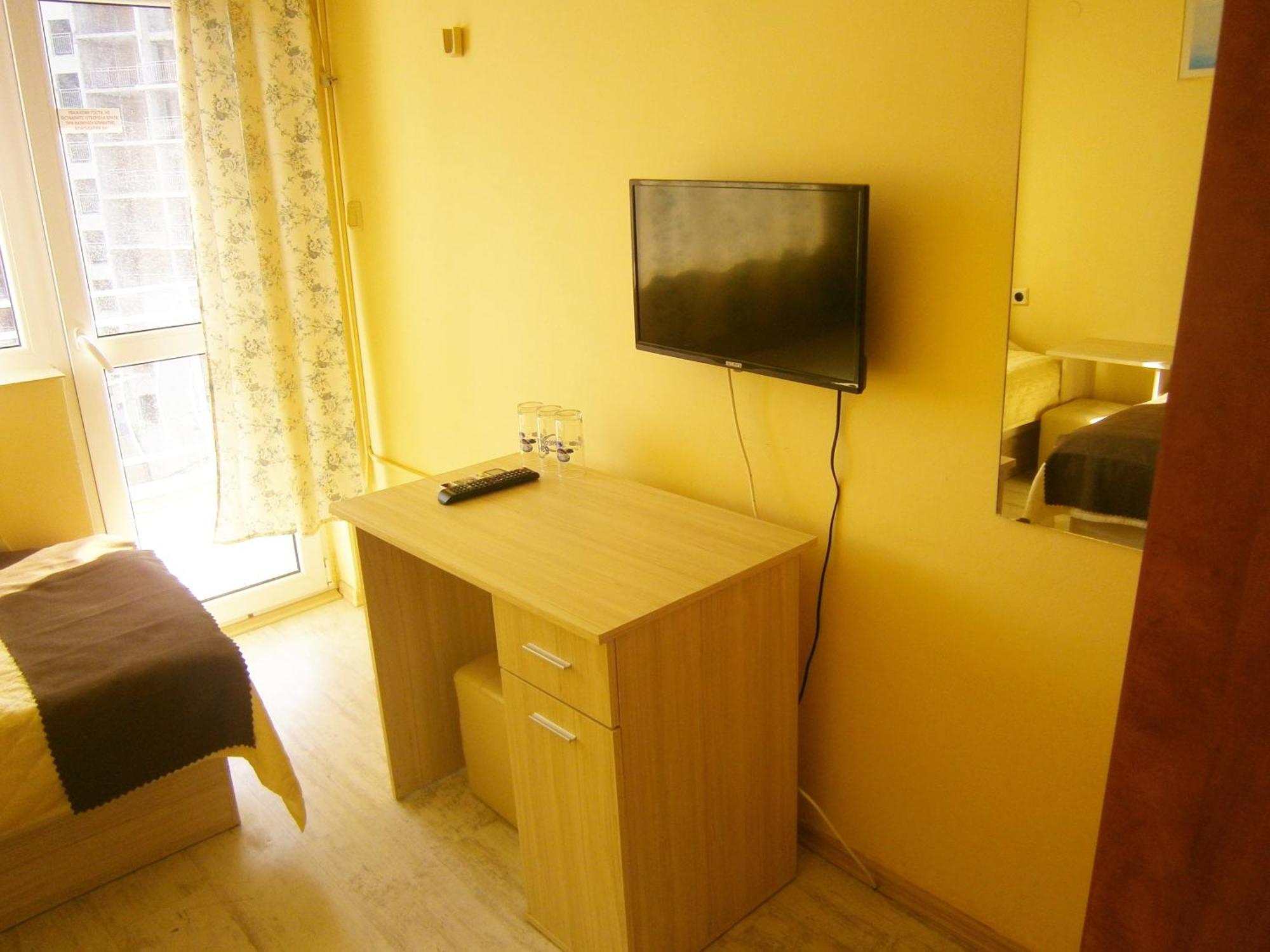Family Hotel White House Pomorie Ngoại thất bức ảnh