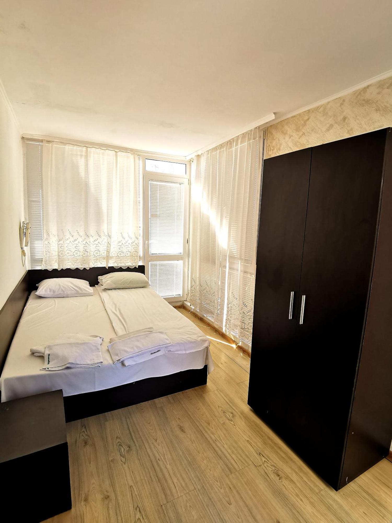 Family Hotel White House Pomorie Ngoại thất bức ảnh