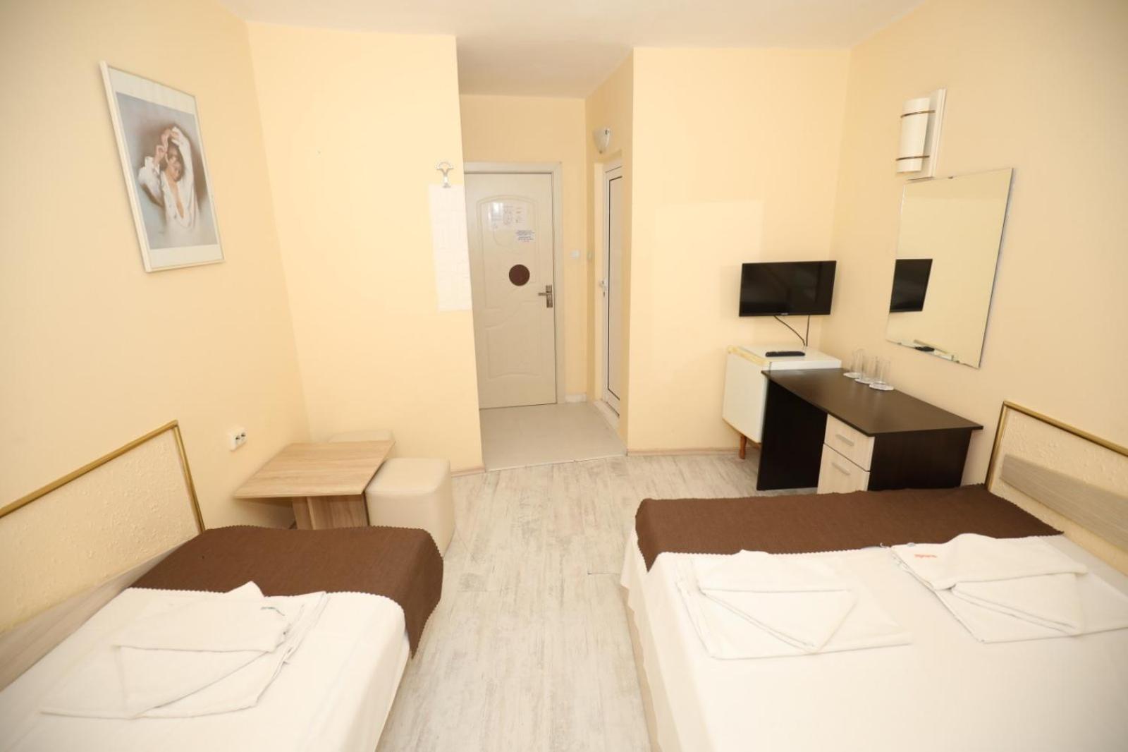 Family Hotel White House Pomorie Ngoại thất bức ảnh
