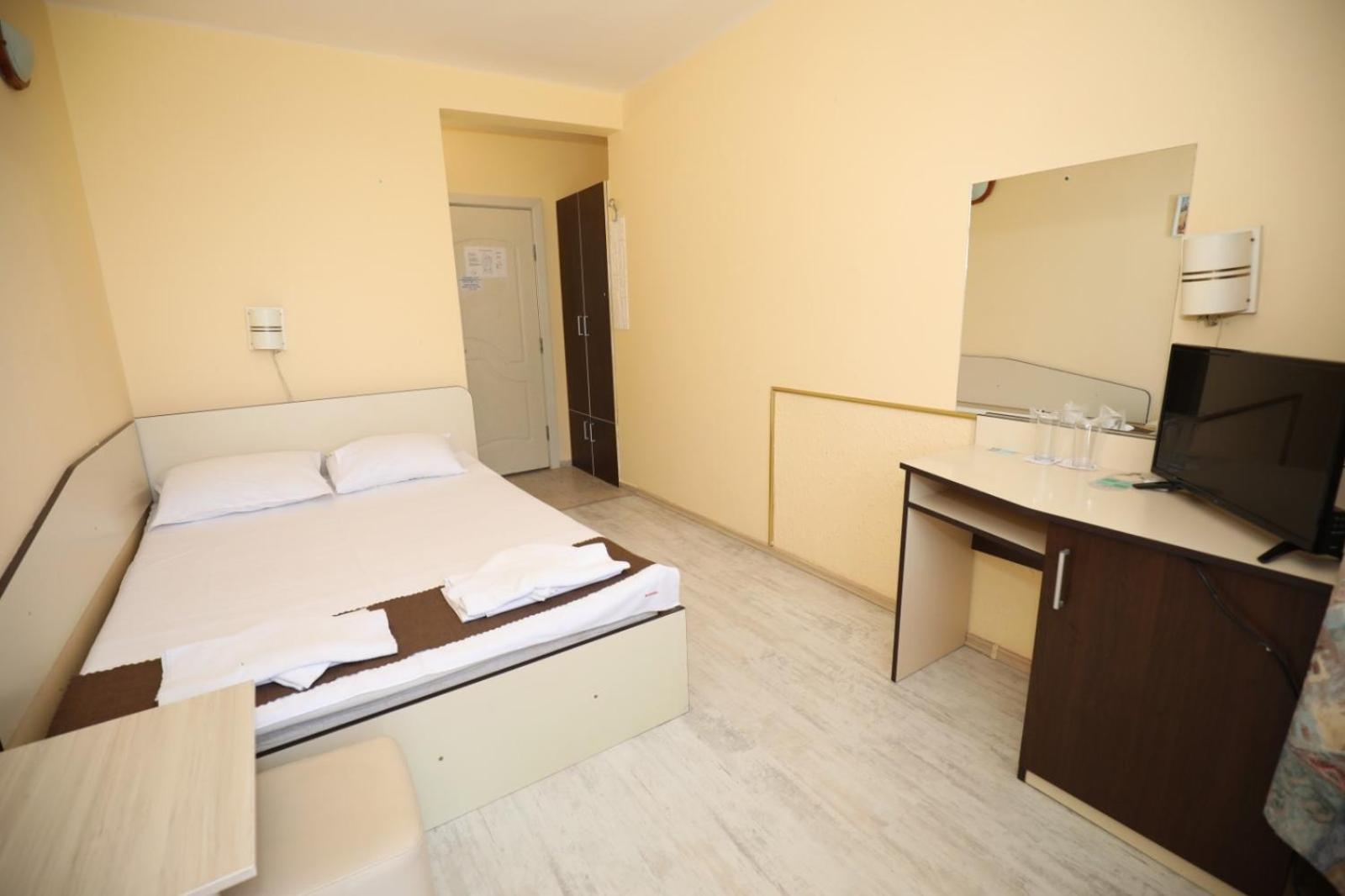 Family Hotel White House Pomorie Ngoại thất bức ảnh